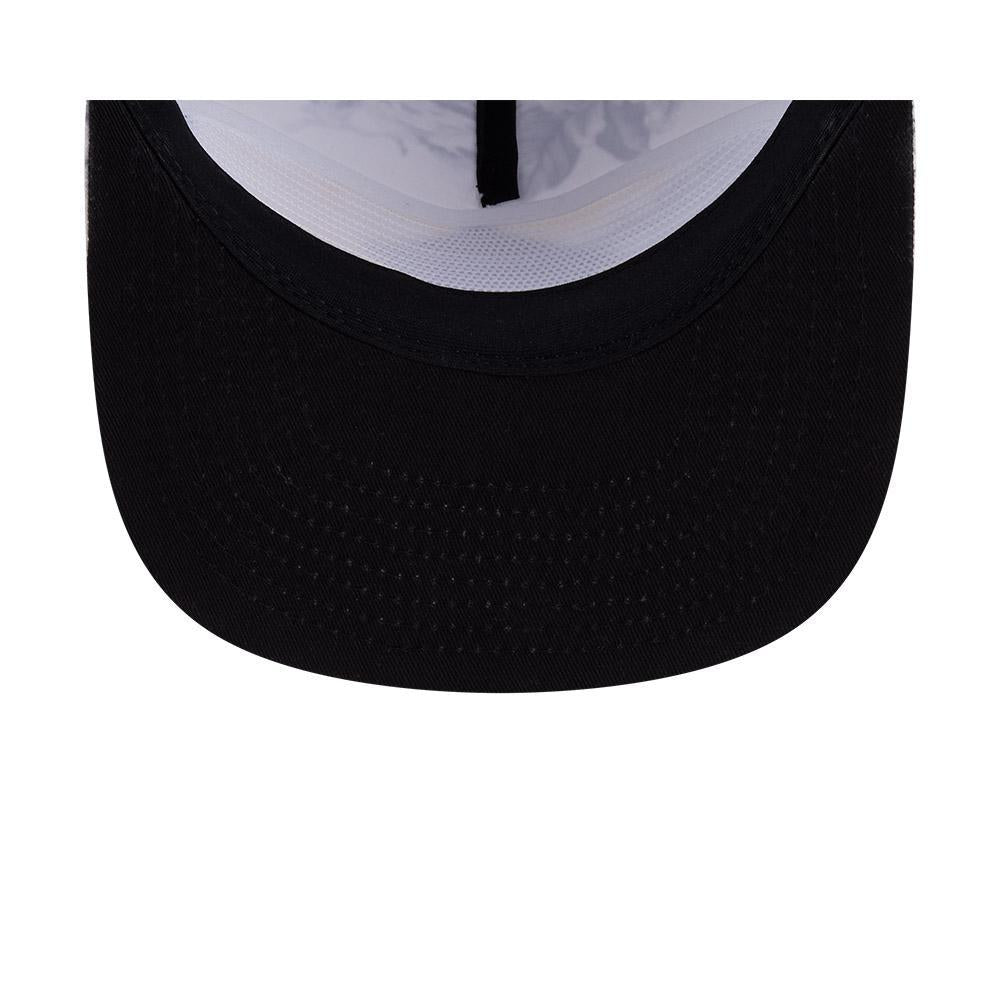 Pittsburgh Pirates Beach Style The Golfer Snapback Hat