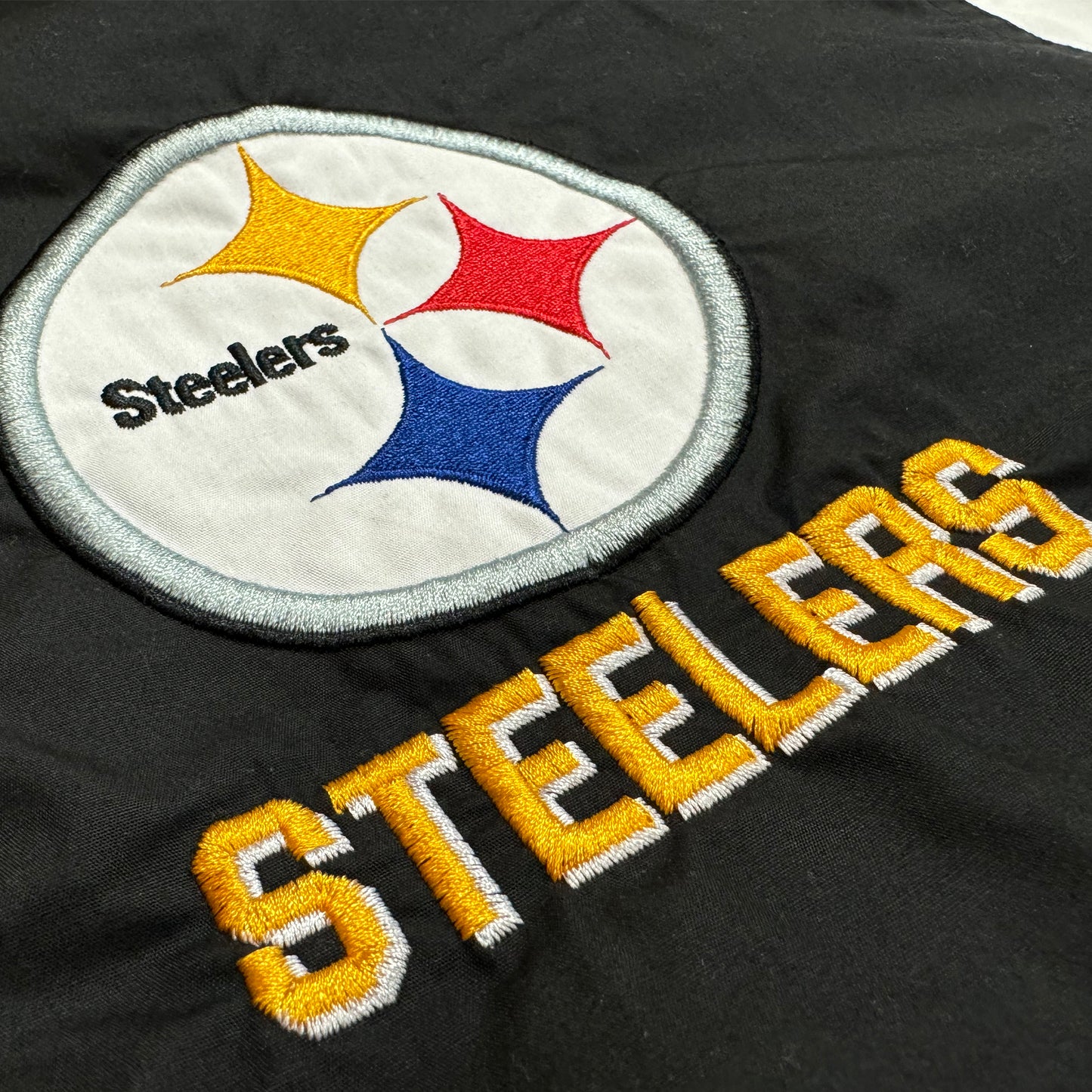 Pittsburgh Steelers Pro Player Vintage Style Zip-Up Puff Jacket