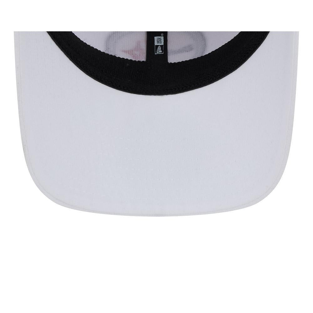 Pittsburgh Steelers White Team Logo 39THIRTY Flex Hat