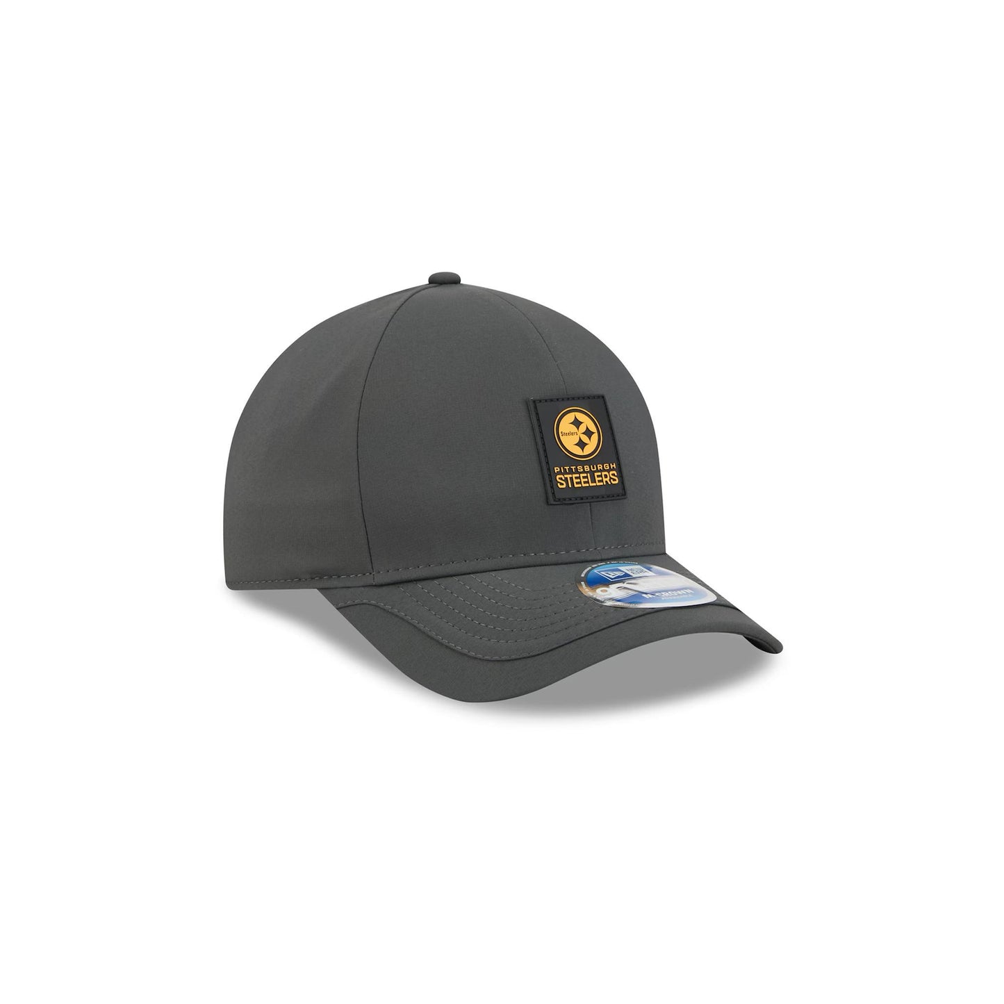 Pittsburgh Steelers New Era 2025 Sideline Cold Weather 9FORTY Charcoal M-Crown Adjustable Hat