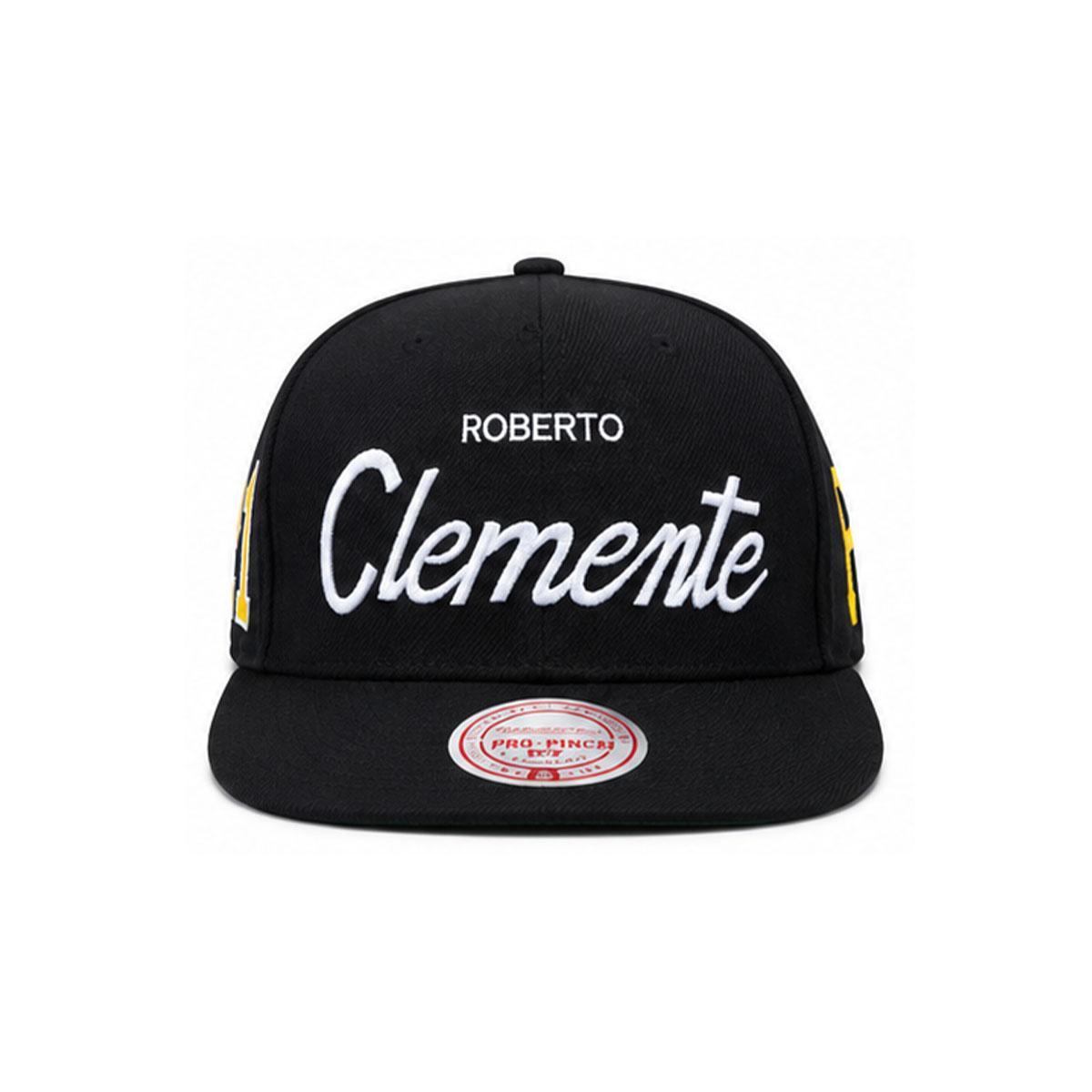 Mitchell & Ness Pittsburgh Pirates Roberto Clemente Script Pro Snapback