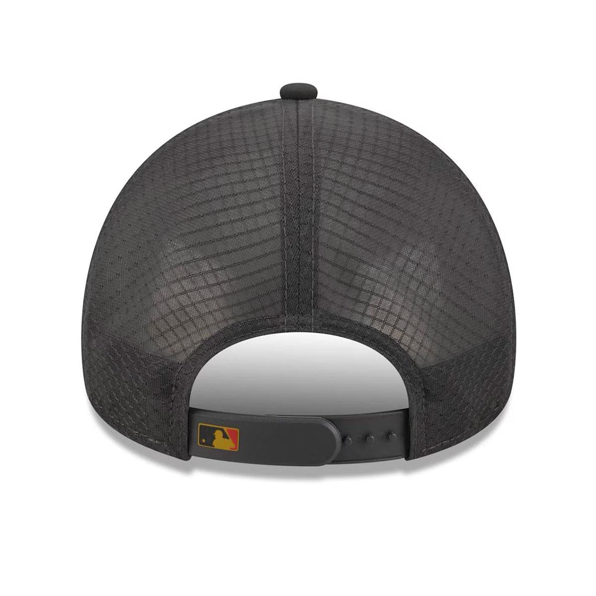 Pittsburgh Pirates New Era Charcoal 2026 City Connect Apex 9FORTY Adjustable Hat