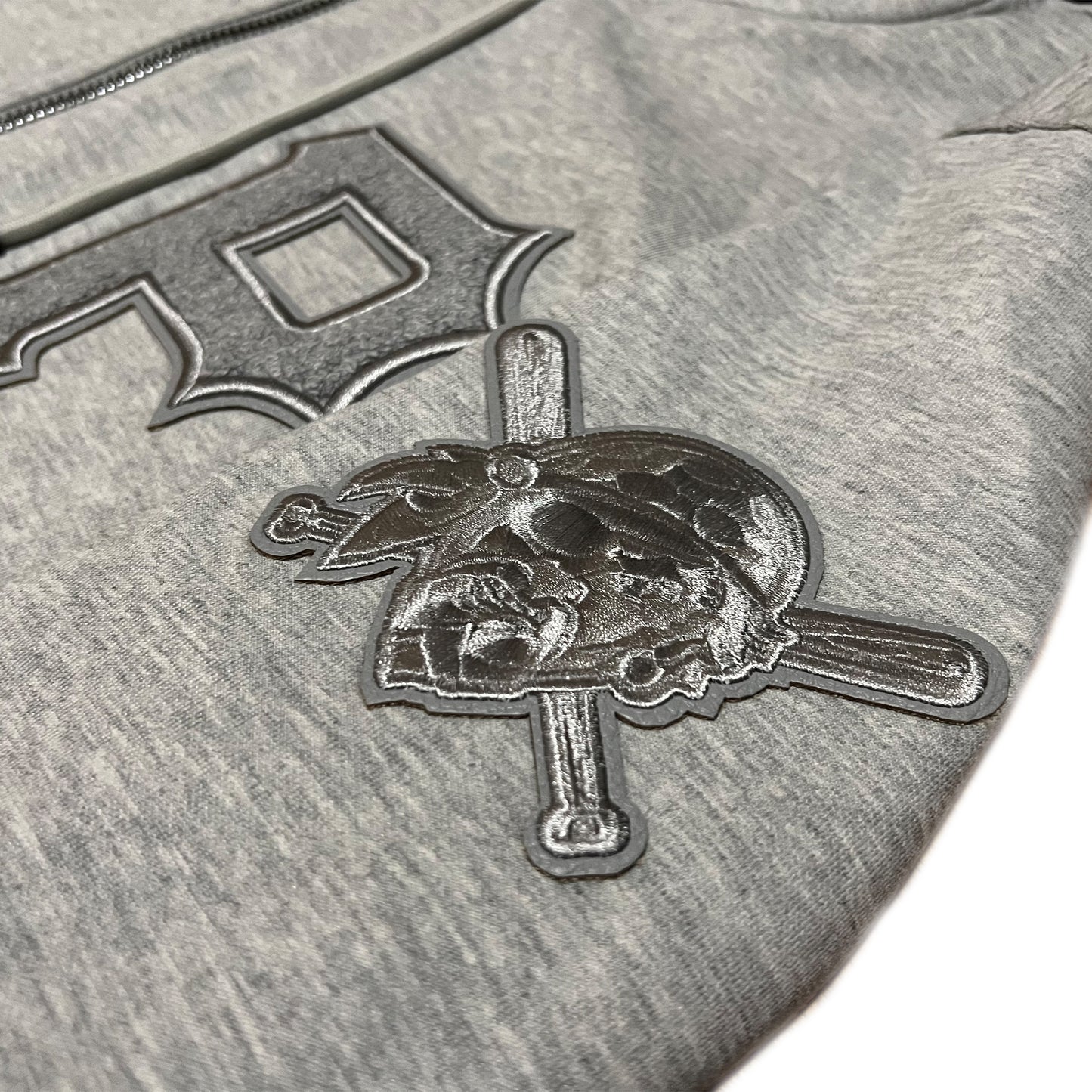 Pittsburgh Pirates Pro Standard Heather Grey Zip Hoodie