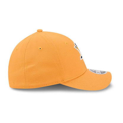 Pittsburgh Penguins New Era Mens Gold 39THIRTY Modern Crown Flex Hat