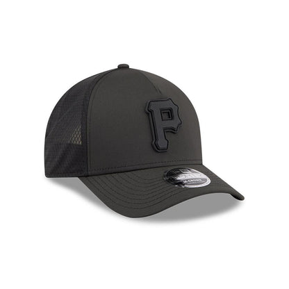 Pittsburgh Pirates 2026 Batting Practice Black 9FORTY APEX Trucker