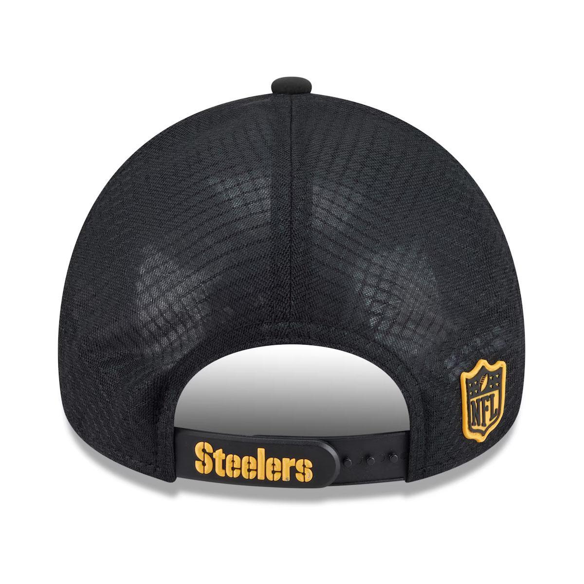 Pittsburgh Steelers New Era 2026 Sideline Apex 9FORTY Adjustable Trucker Hat
