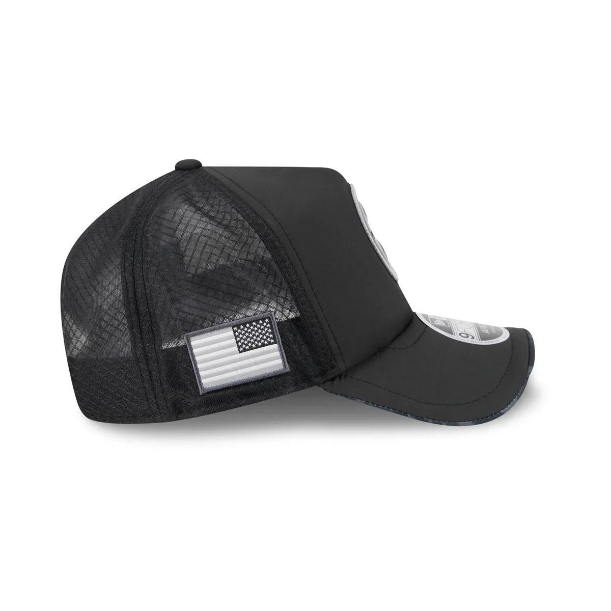 Pittsburgh Steelers New Era Black 2026 Salute To Service Apex 9FORTY Adjustable Trucker Hat