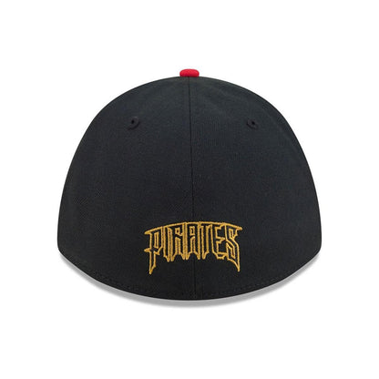 Pittsburgh Pirates Mens Black City Connect 39THIRTY M-Crown Flex Hat