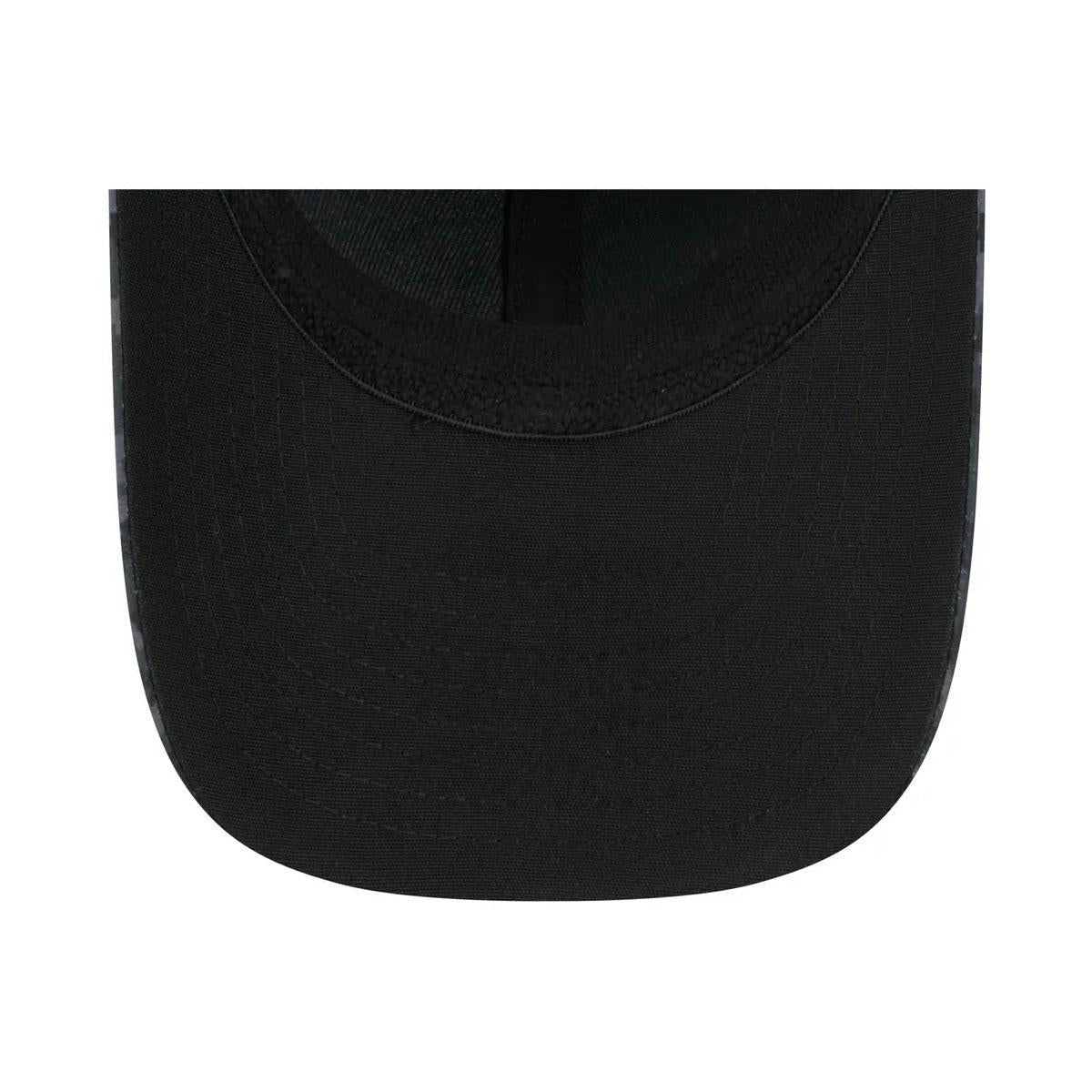 Pittsburgh Steelers New Era Black 2026 Salute To Service 39THIRTY M-Crown Stretch Hat