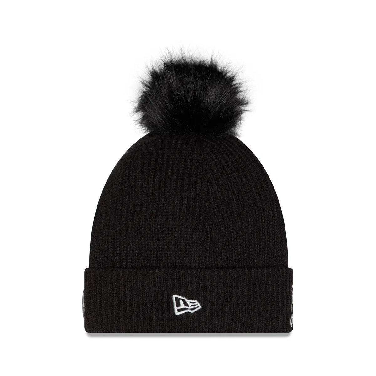 Women's Pittsburgh Steelers New Era Black 2026 Salute To Service Cuffed Knit Hat with Pom