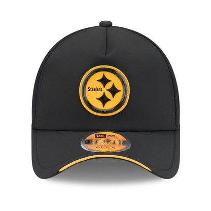 Pittsburgh Steelers New Era 2026 Sideline Apex 9FORTY Adjustable Trucker Hat