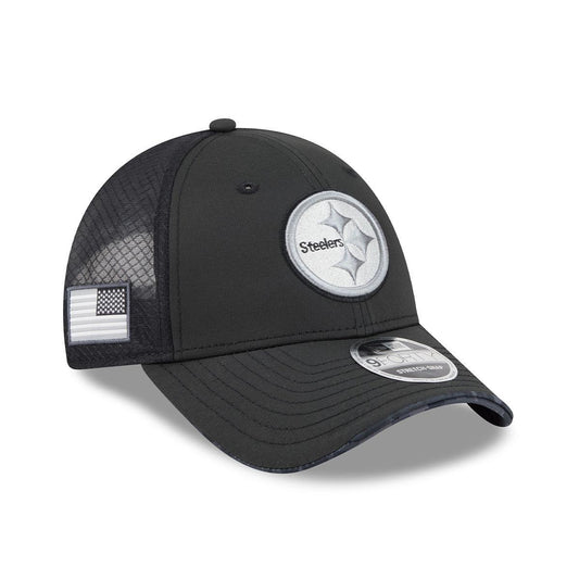 Pittsburgh Steelers New Era Black 2026 Salute To Service 9FORTY Adjustable Trucker Hat