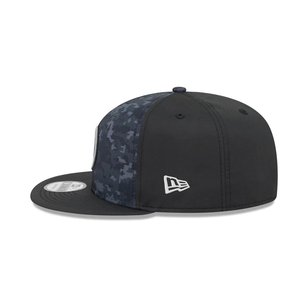 Pittsburgh Steelers New Era Black 2026 Salute To Service 9FIFTY Snapback Hat