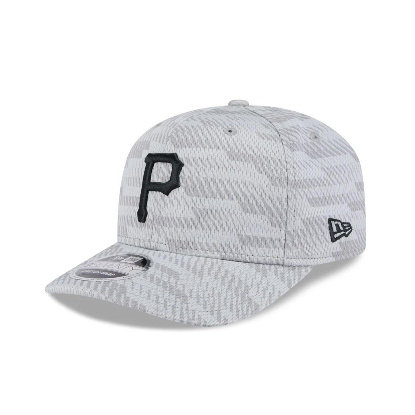 Pittsburgh Pirates New Era Gray 2025 MLB Clubhouse 9SEVENTY Stretch-Snap Hat