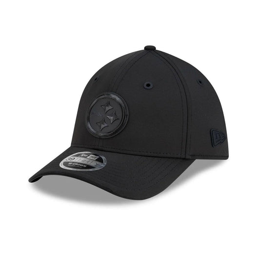 Pittsburgh Steelers New Era Blackout 2026 Sideline 39THIRTY M-Crown Flex Hat