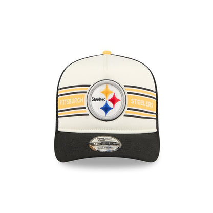 Pittsburgh Steelers New Era Cream/Black Banner 9FIFTY A-Frame Adjustable Trucker Hat