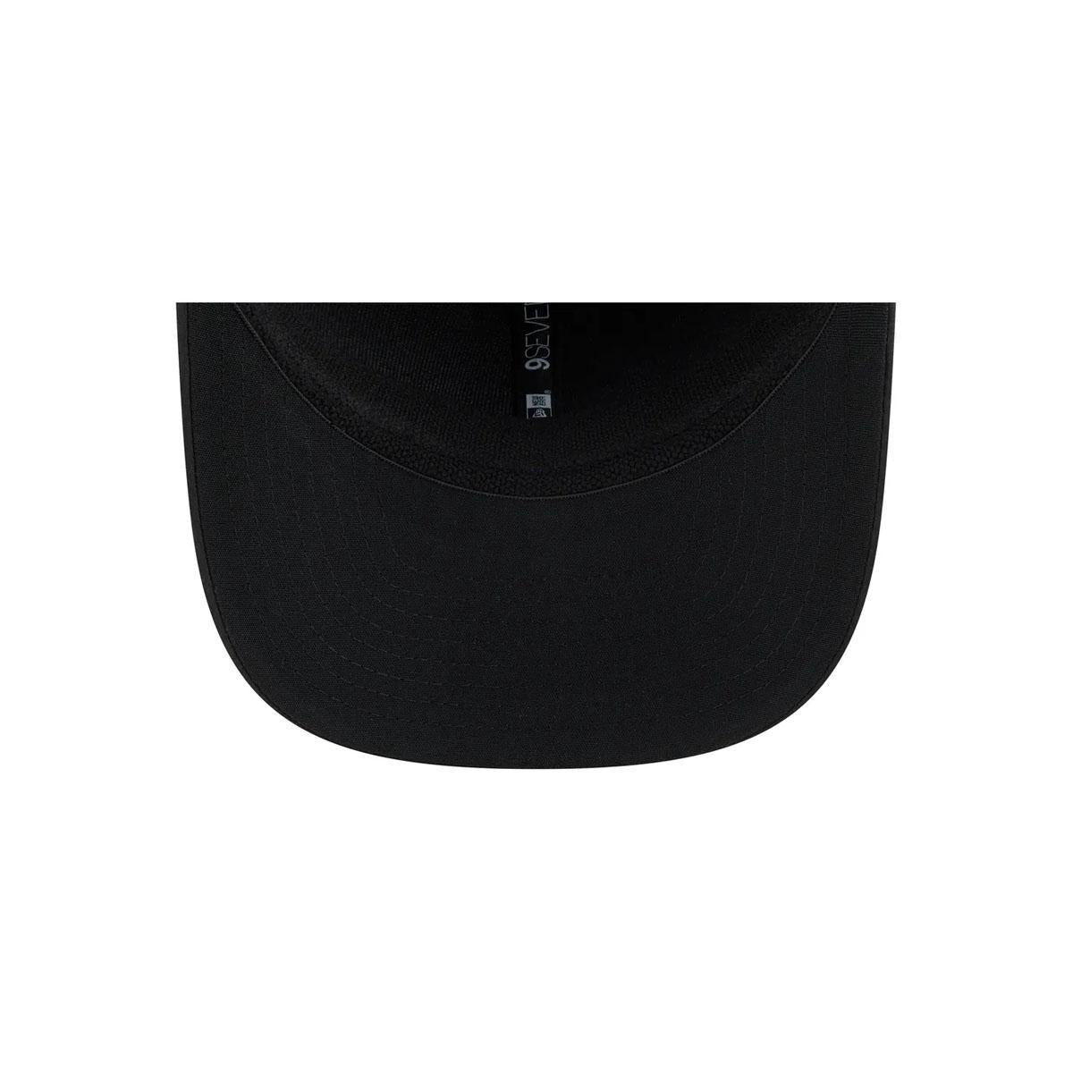 Youth Pittsburgh Steelers New Era Black 2026 Salute To Service 9SEVENTY Adjustable Hat