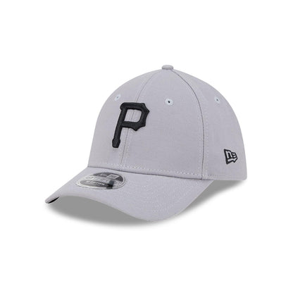 Pittsburgh Pirates Mens Gray Team Classic 39THIRTY Flex Hat